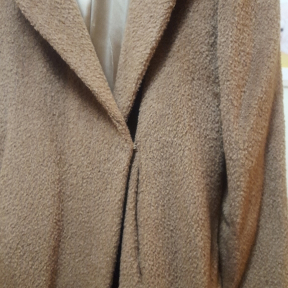 Max Studio Y2K Brown Fur Collar Coat - Picture 9 of 10